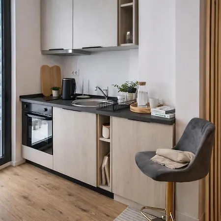 Ivory Stylish Studio, Pipera - Park View With Paid Parking Available Apartament