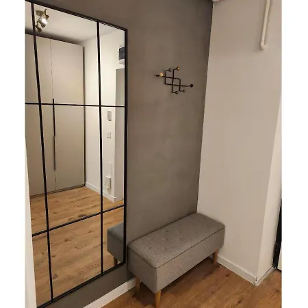 Apartment Ivory Stylish Studio, Pipera - Park View With Paid Parking Available *