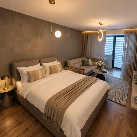 Ivory With Park View & Paid Parking דירה *