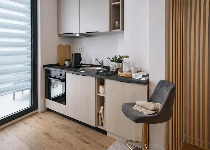 Ivory Stylish Studio, Pipera - Park View With Paid Parking Available Apartament